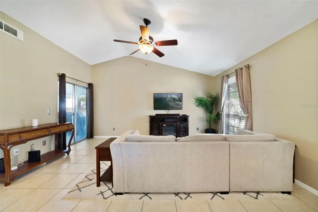 13953 Fox Meadow Drive Orlando FL 32826