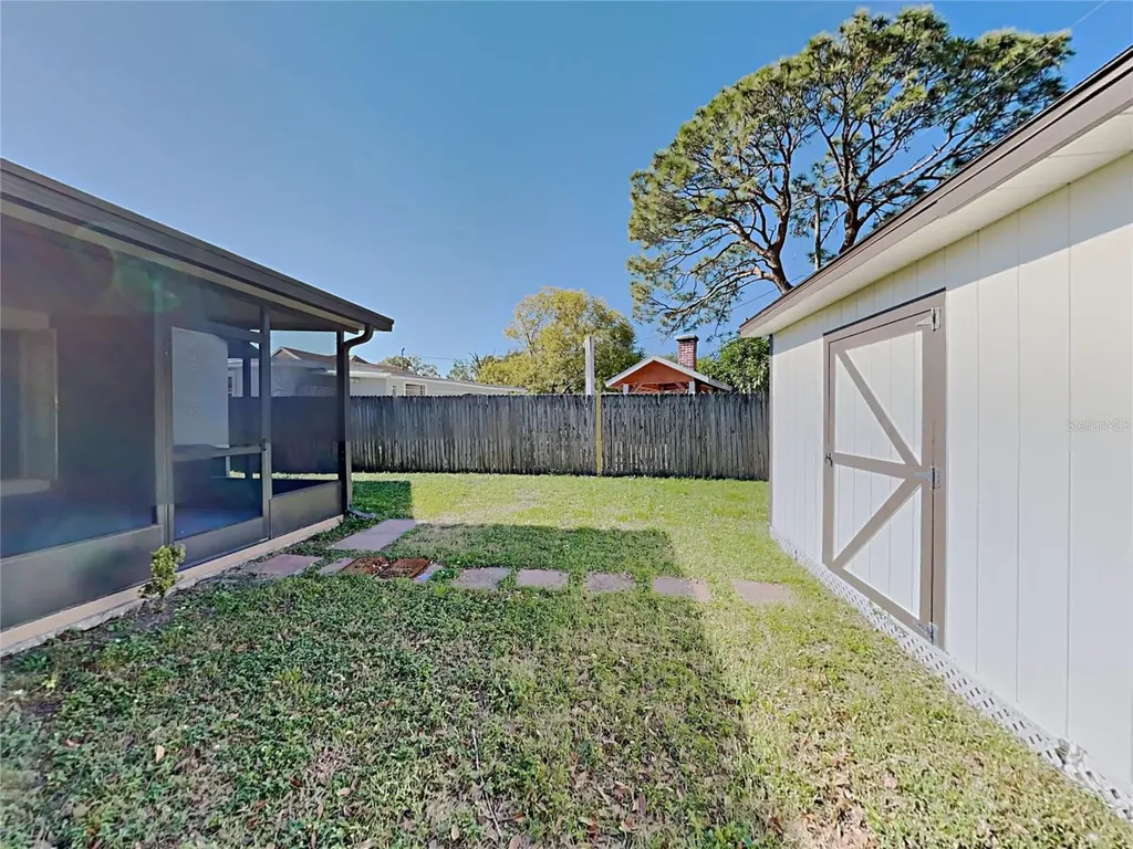 5500 Crissman Drive N St Petersburg FL 33714