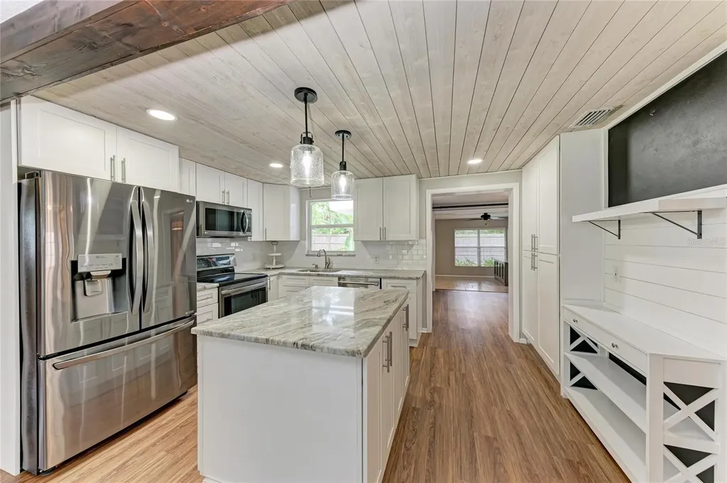 3138 Williamsburg Street Sarasota FL 34231