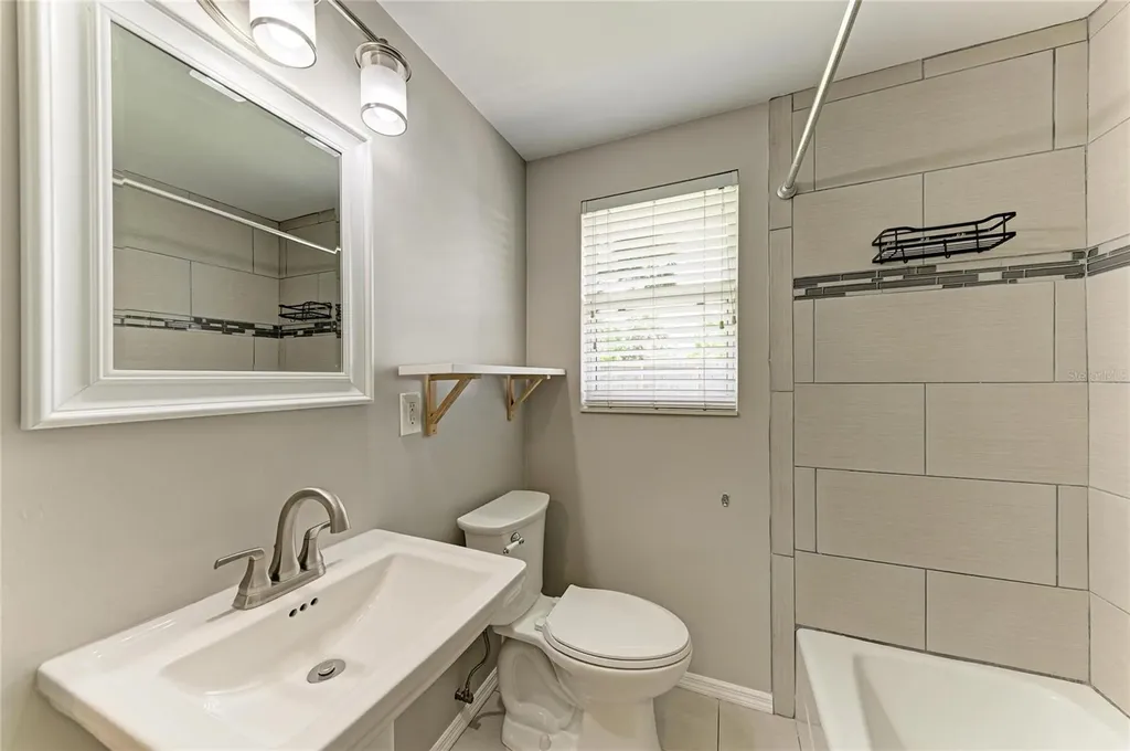 3138 Williamsburg Street Sarasota FL 34231