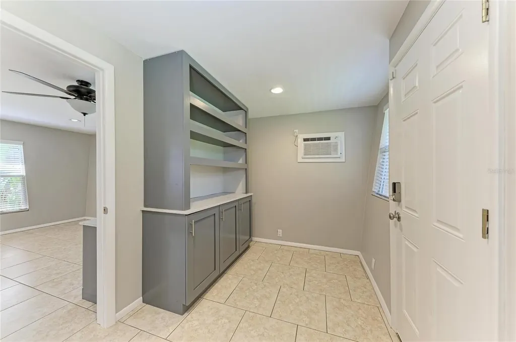 3138 Williamsburg Street Sarasota FL 34231