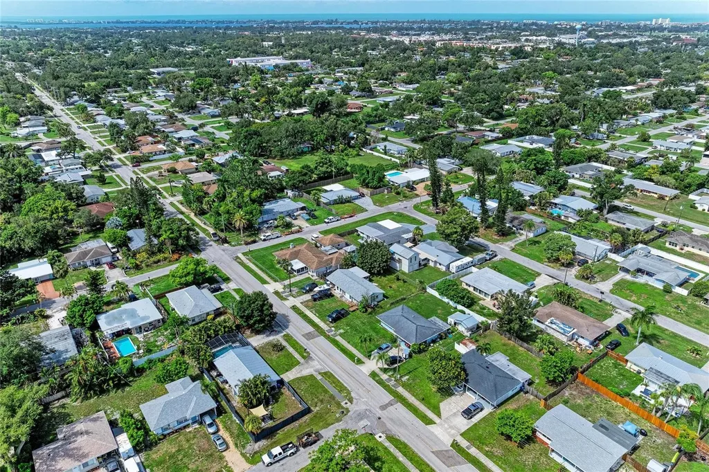 3138 Williamsburg Street Sarasota FL 34231