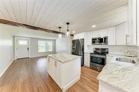 3138 Williamsburg Street Sarasota FL 34231
