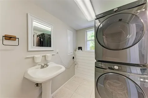 3138 Williamsburg Street Sarasota FL 34231