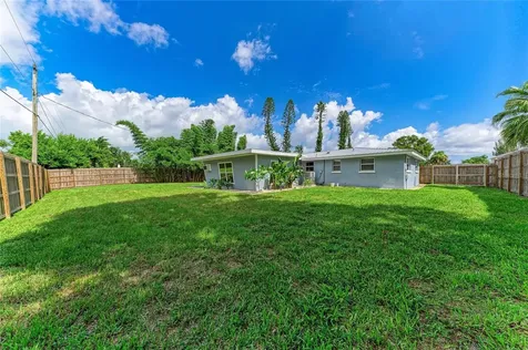 3138 Williamsburg Street Sarasota FL 34231