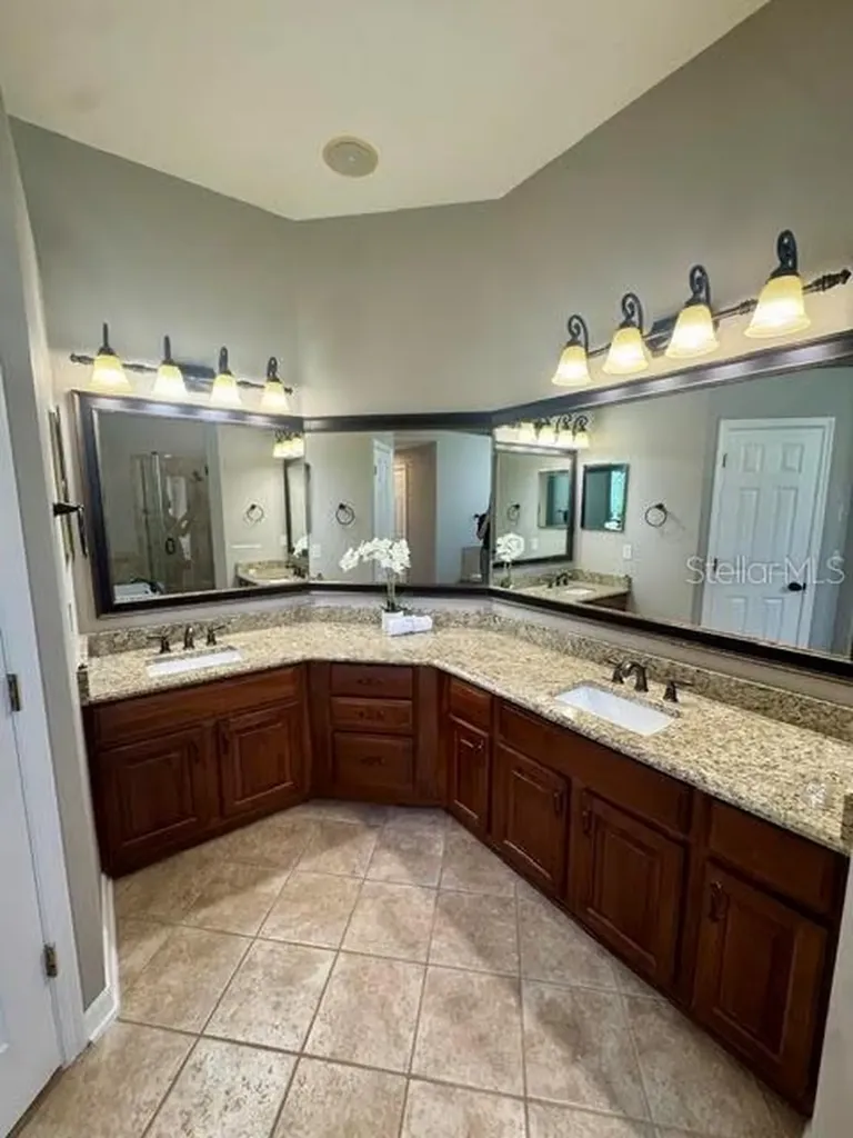 338 Pinestraw Circle Altamonte Springs FL 32714