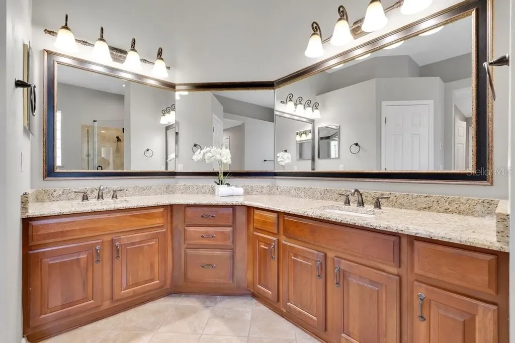 338 Pinestraw Circle Altamonte Springs FL 32714