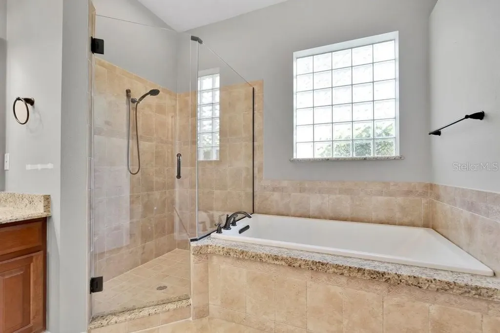338 Pinestraw Circle Altamonte Springs FL 32714