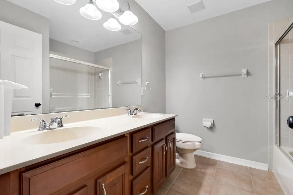 338 Pinestraw Circle Altamonte Springs FL 32714