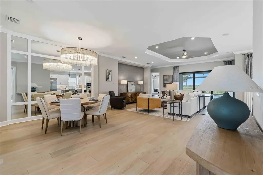 7704 Moonbeam Avenue Sarasota FL 34241