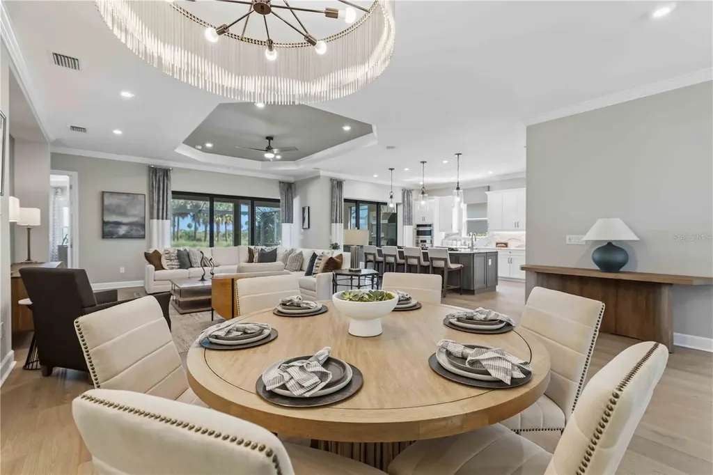 7704 Moonbeam Avenue Sarasota FL 34241