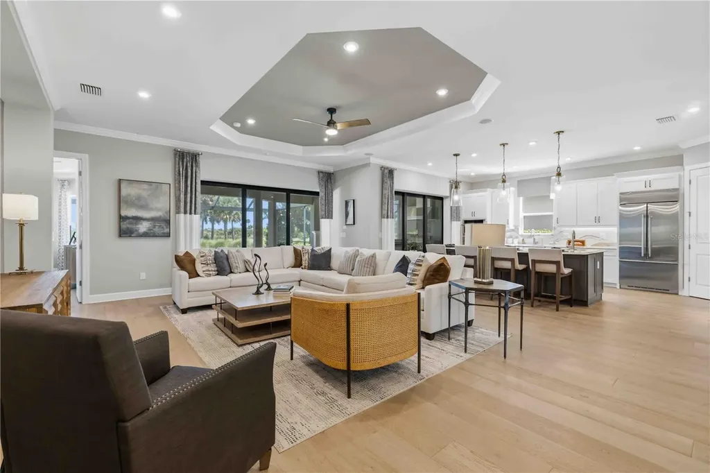 7704 Moonbeam Avenue Sarasota FL 34241