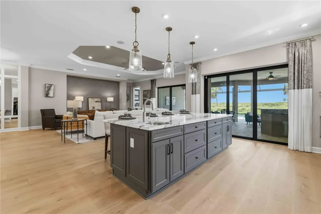 7704 Moonbeam Avenue Sarasota FL 34241