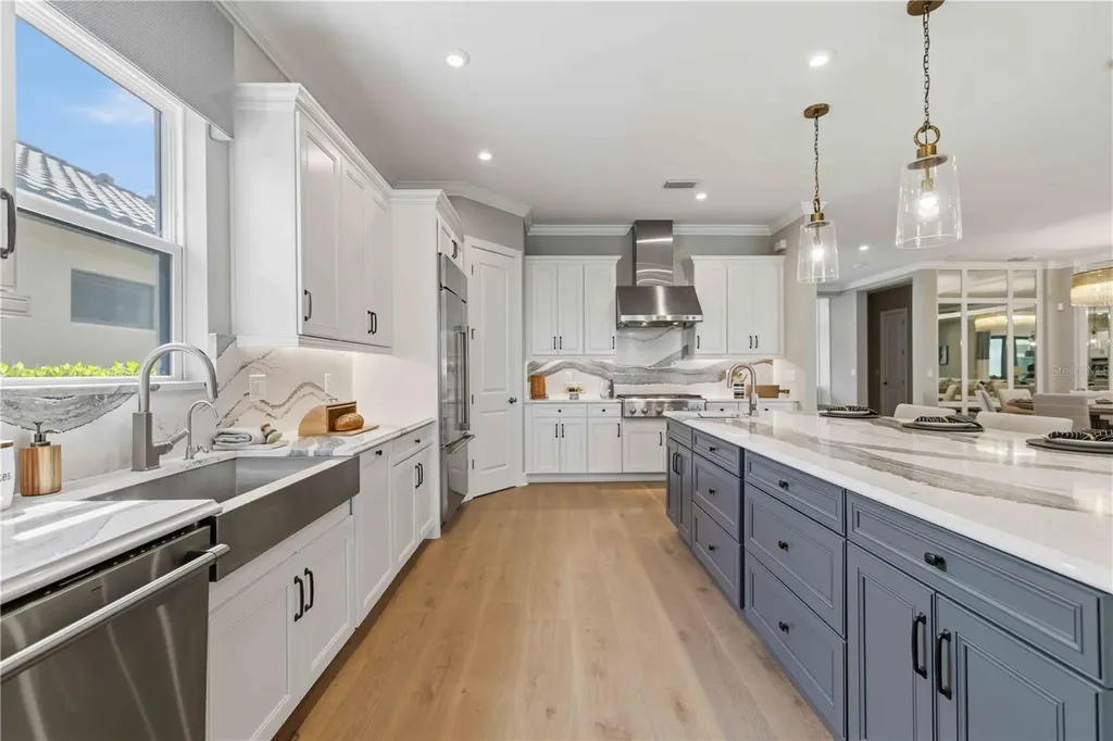 7704 Moonbeam Avenue Sarasota FL 34241