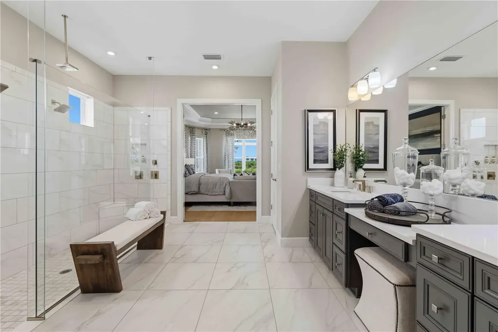 7704 Moonbeam Avenue Sarasota FL 34241