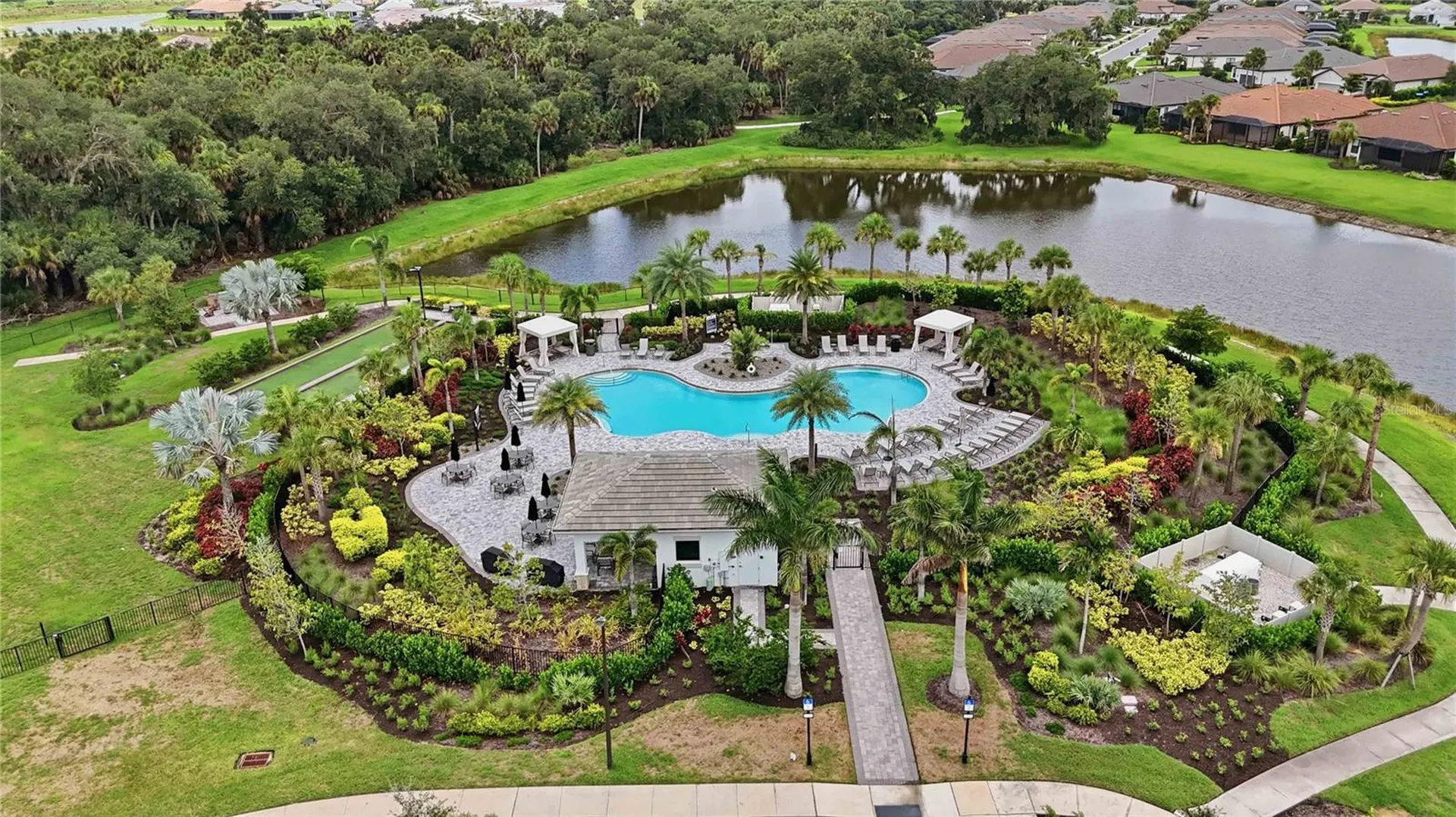 7704 Moonbeam Avenue Sarasota FL 34241