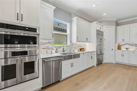 7704 Moonbeam Avenue Sarasota FL 34241