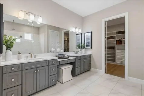 7704 Moonbeam Avenue Sarasota FL 34241