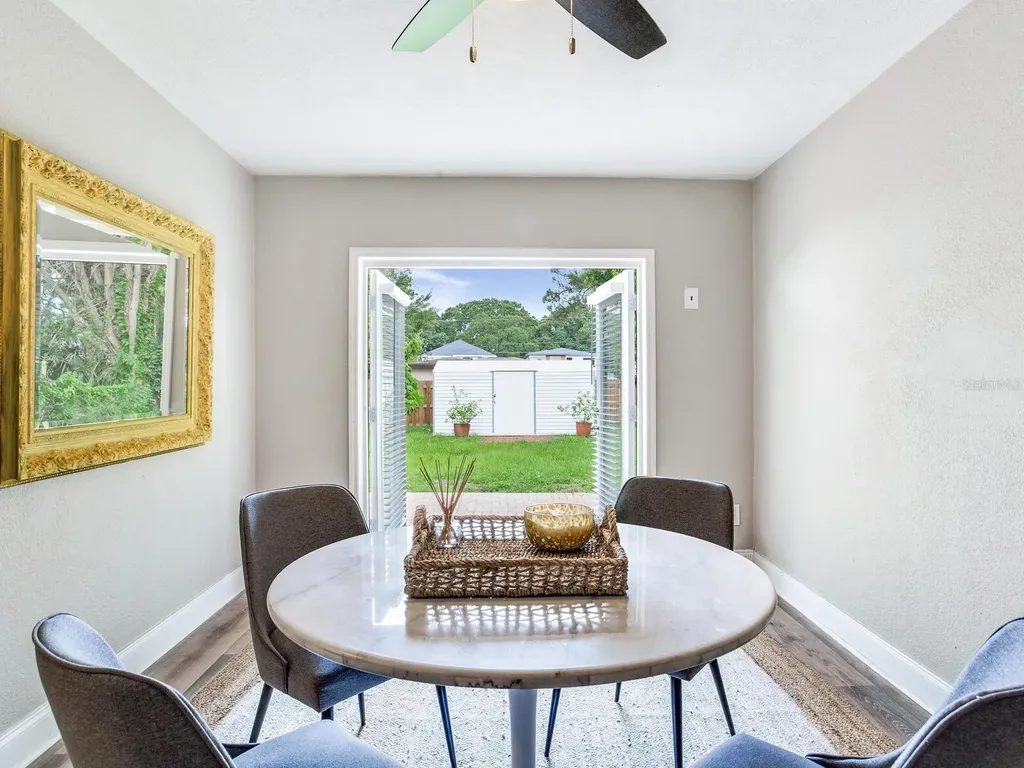 221 N Clearview Avenue Tampa FL 33609