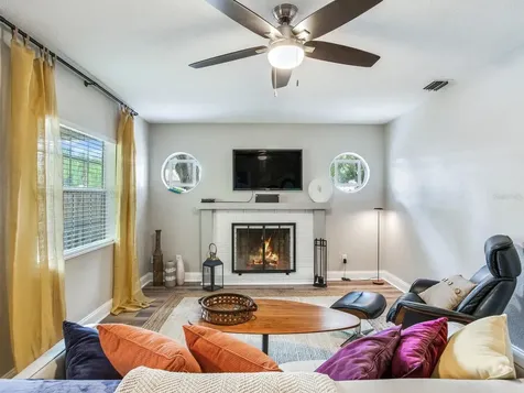 221 N Clearview Avenue Tampa FL 33609