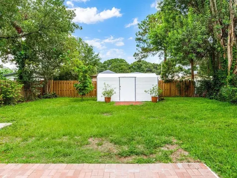 221 N Clearview Avenue Tampa FL 33609