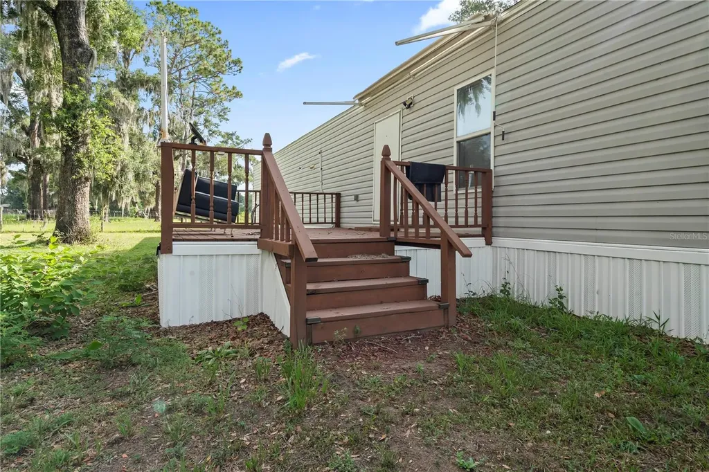 37952 Crystal Way Dade City FL 33523