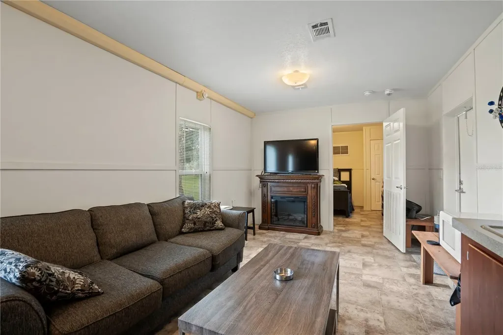 37952 Crystal Way Dade City FL 33523