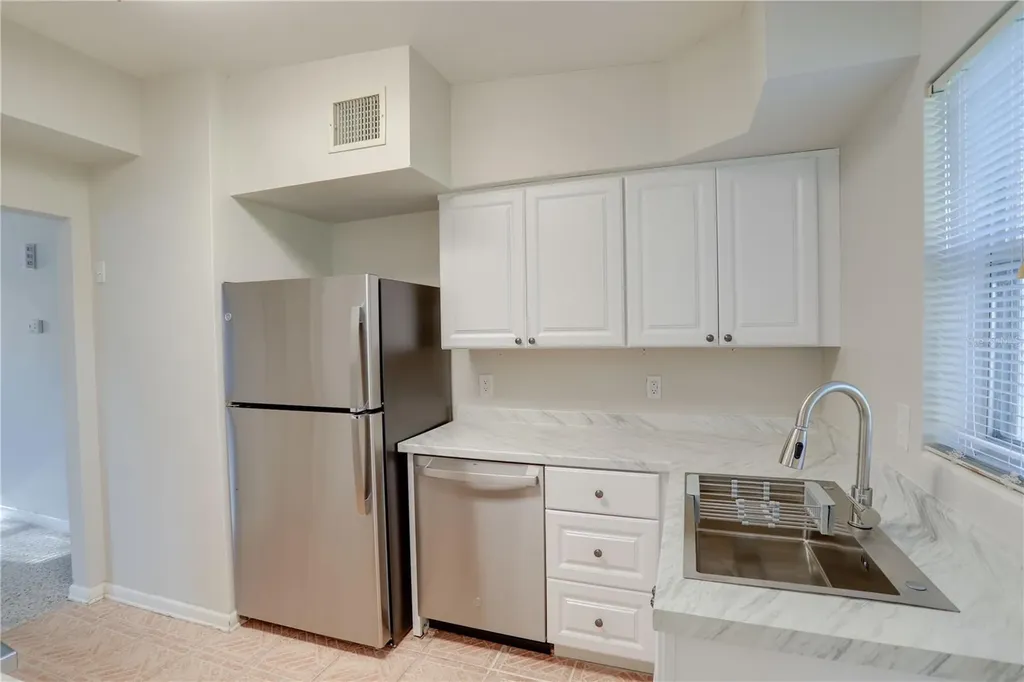 434 E Esther Street Orlando FL 32806
