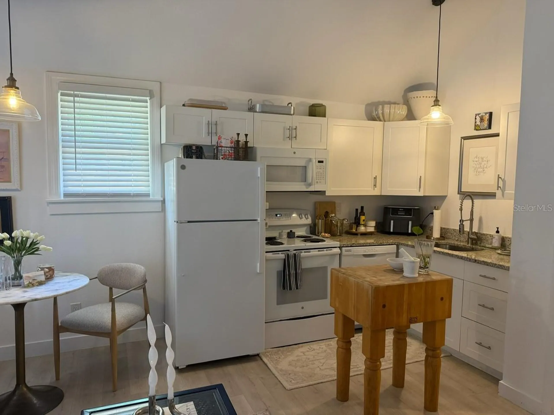 305 Mary Avenue New Smyrna Beach FL 32168