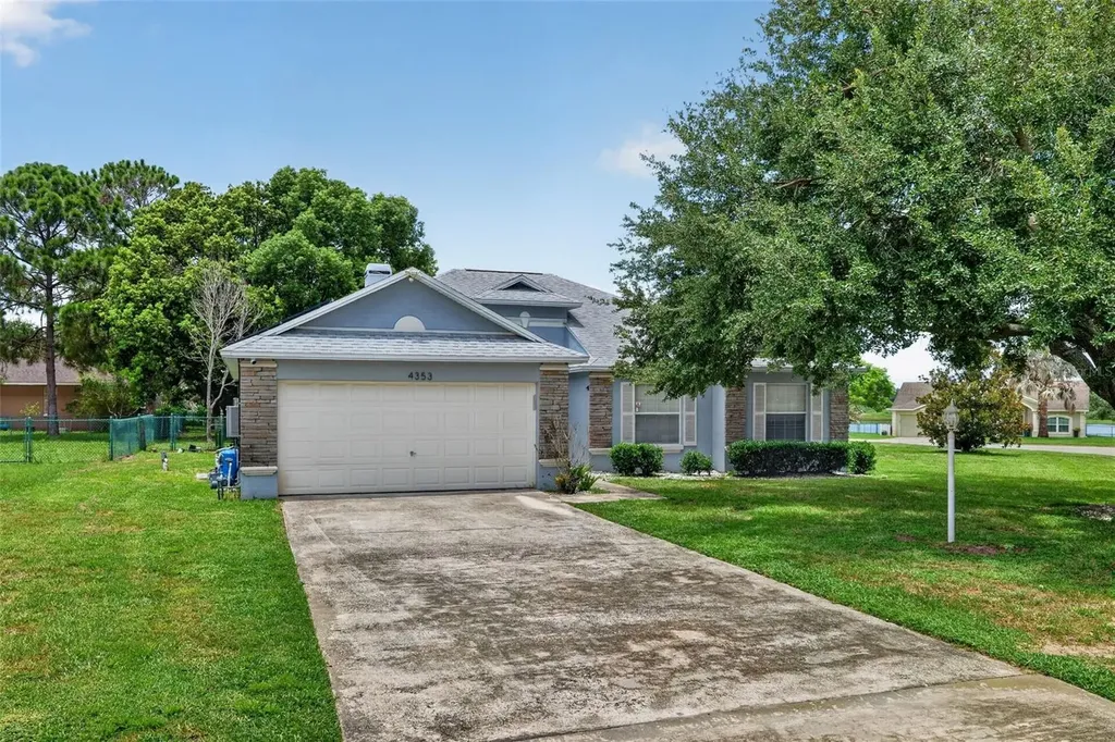 4353 Dinner Lake Drive Lake Wales FL 33859