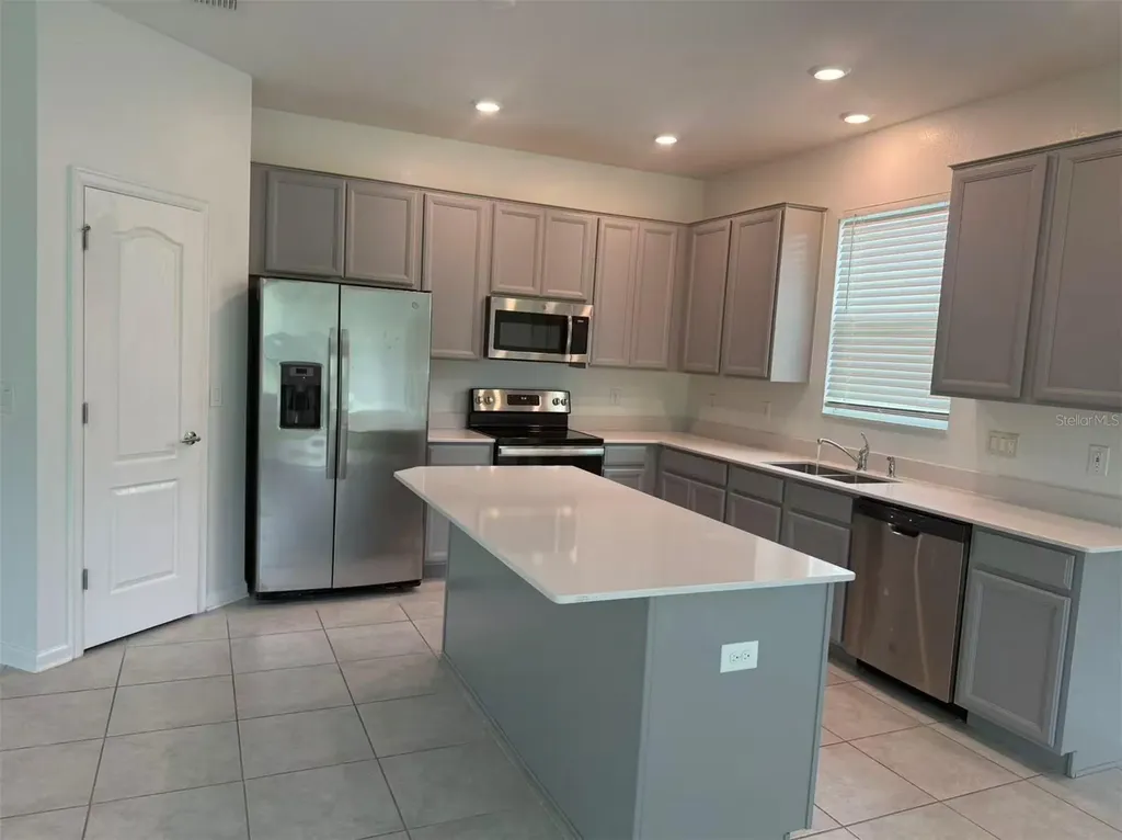 16493 Champlain Street Clermont FL 34714