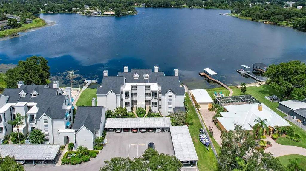 3127 W Sligh Avenue Tampa FL 33614