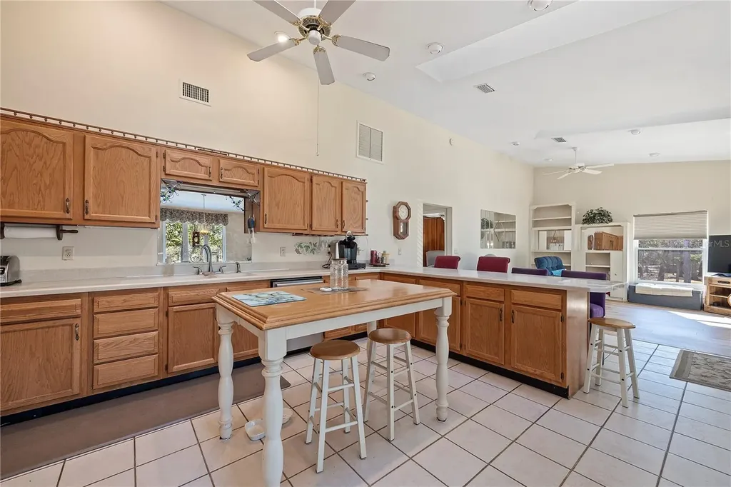 30009 81st Place Branford FL 32008