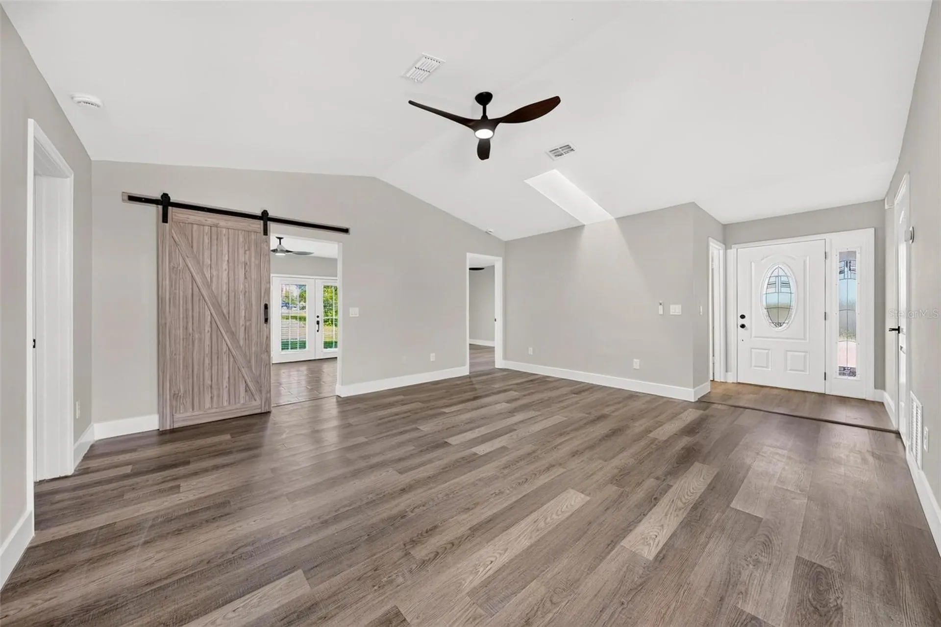 1733 Twin Oak Street Deltona FL 32725