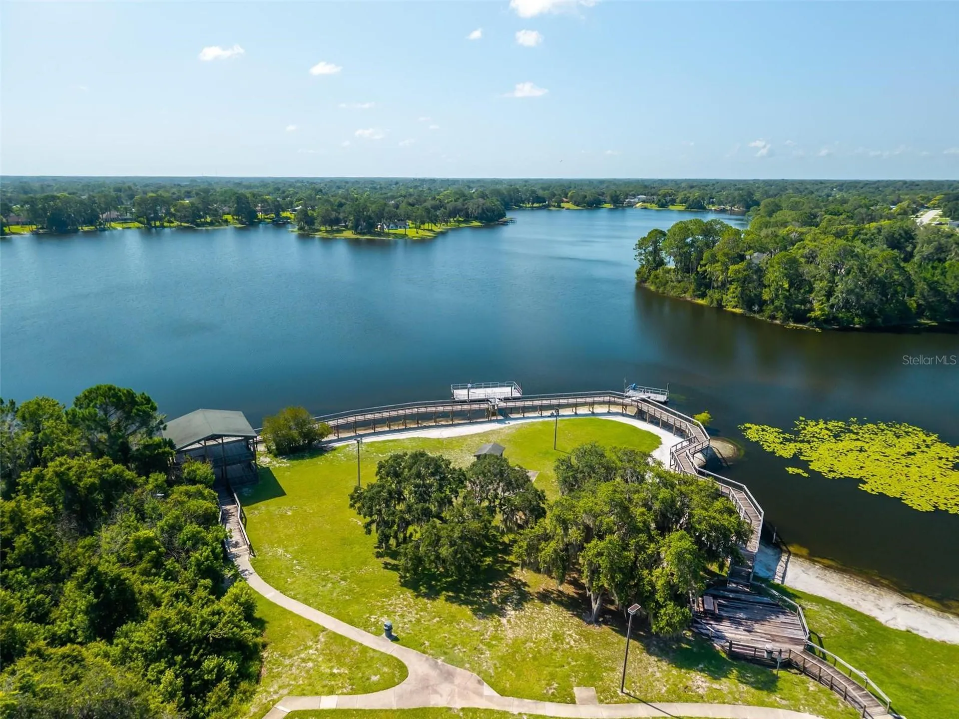 1733 Twin Oak Street Deltona FL 32725