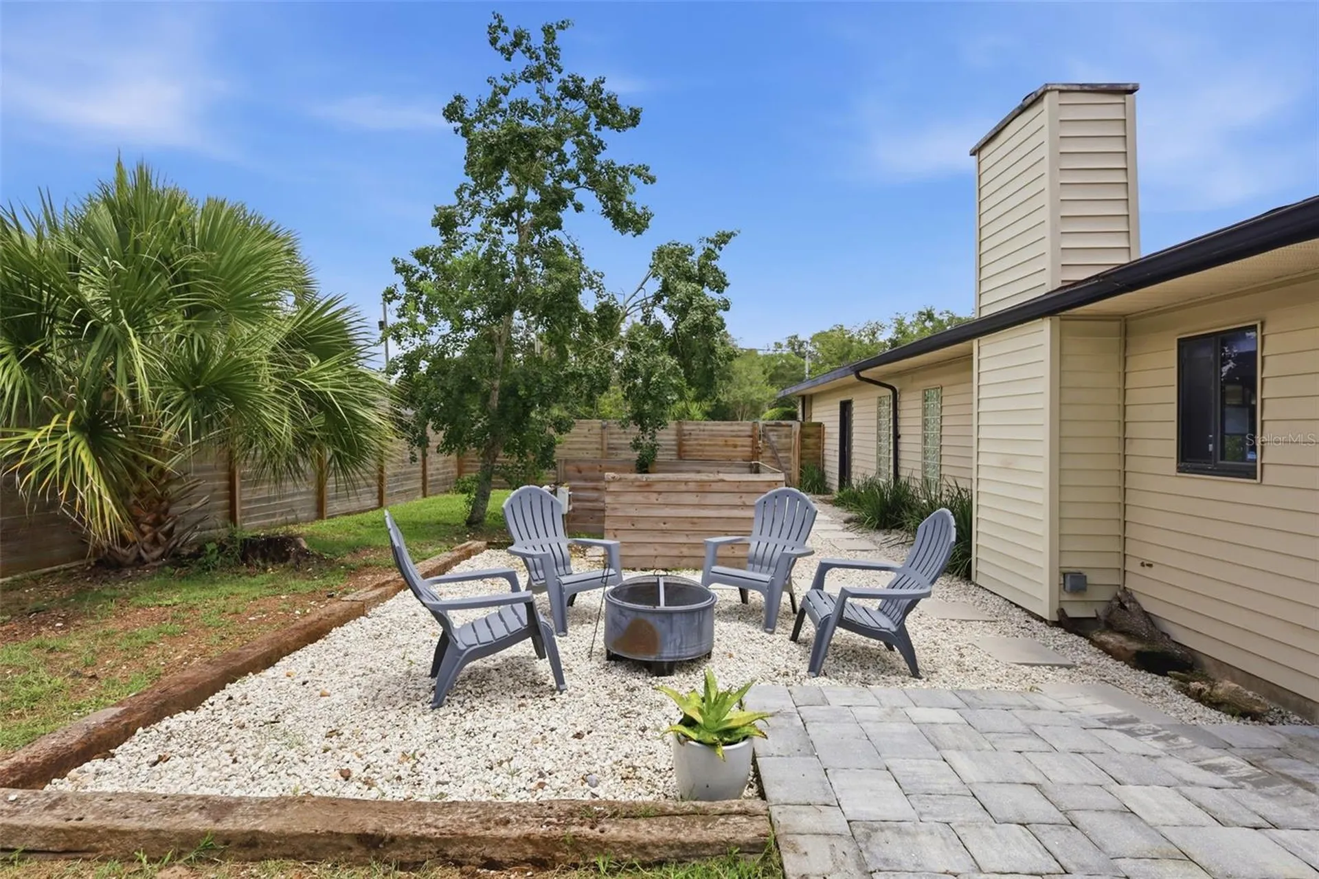 516 N Mcdonald Avenue Deland FL 32724