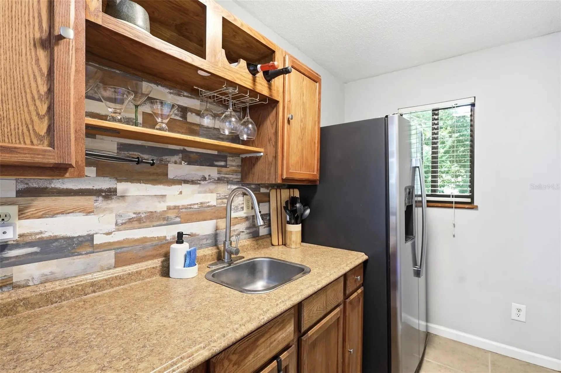 516 N Mcdonald Avenue Deland FL 32724
