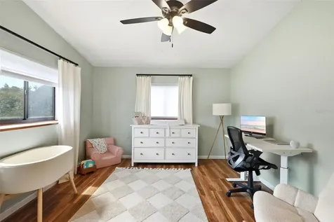 516 N Mcdonald Avenue Deland FL 32724