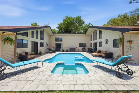 516 N Mcdonald Avenue Deland FL 32724
