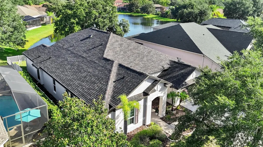 7136 Derwent Glen Circle Land O Lakes FL 34637