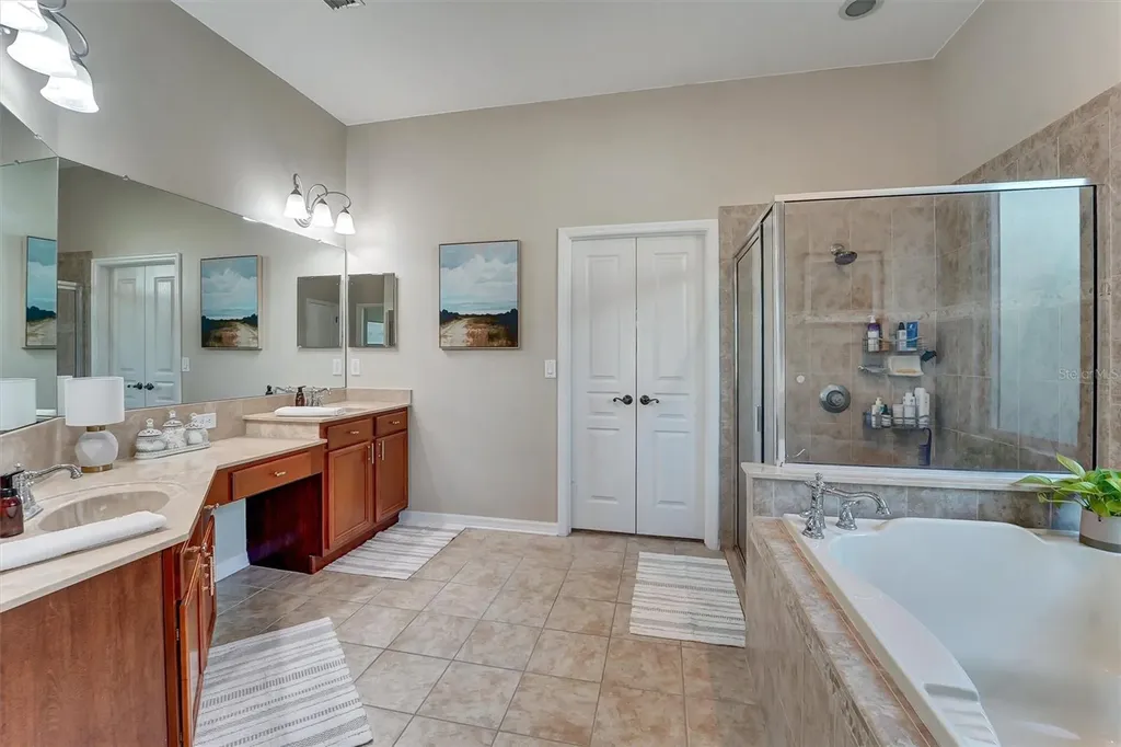 7136 Derwent Glen Circle Land O Lakes FL 34637