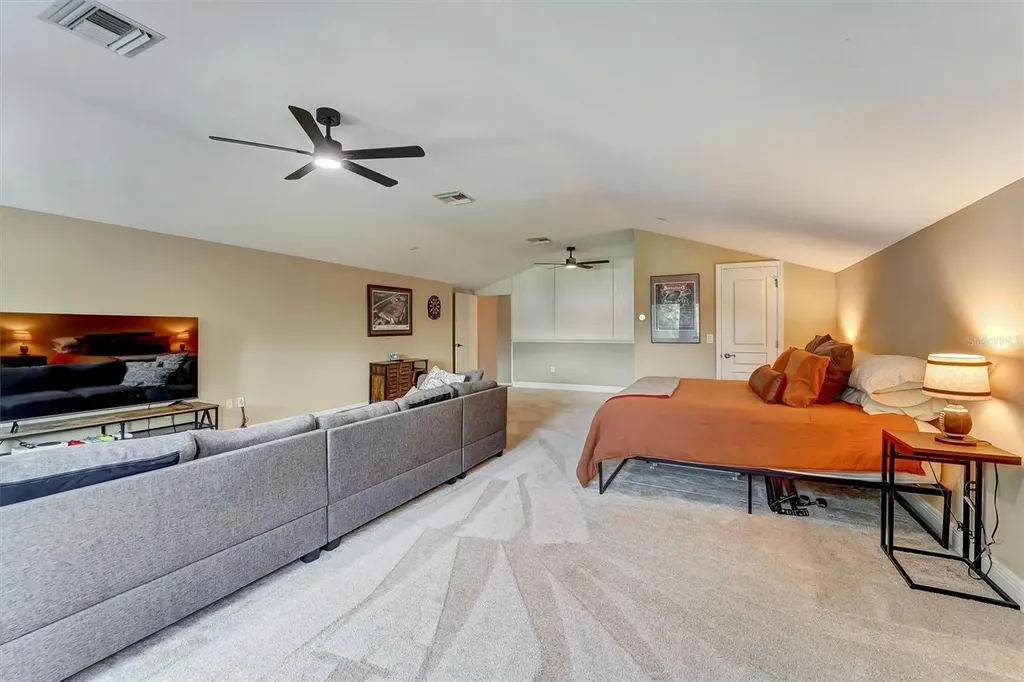 7136 Derwent Glen Circle Land O Lakes FL 34637