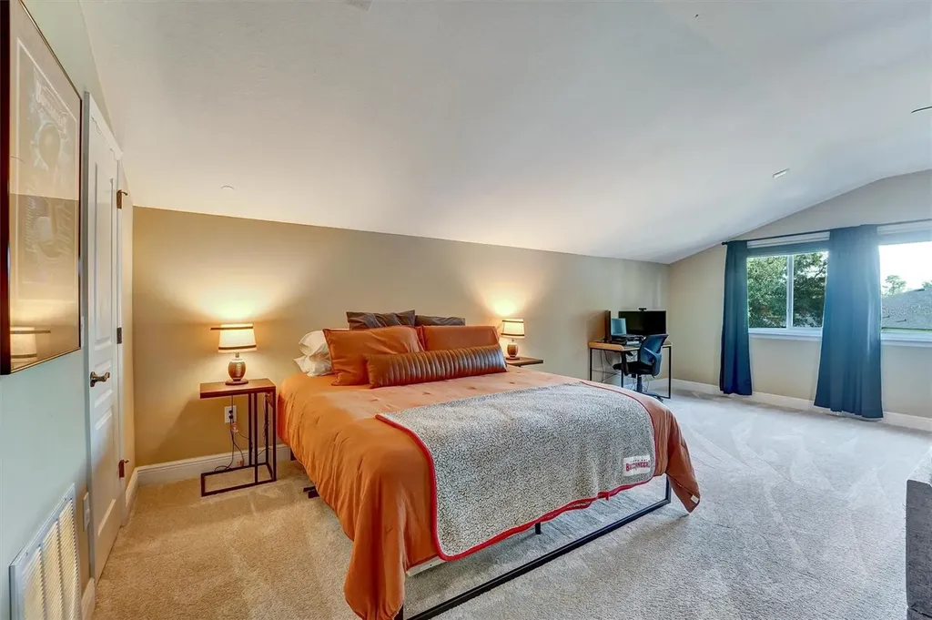 7136 Derwent Glen Circle Land O Lakes FL 34637