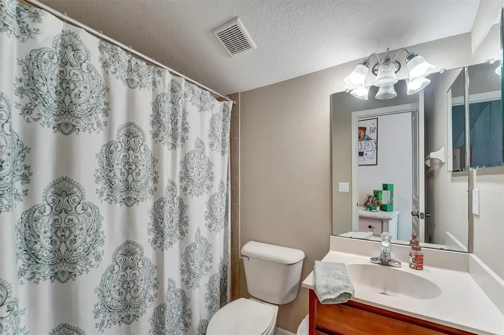 7136 Derwent Glen Circle Land O Lakes FL 34637
