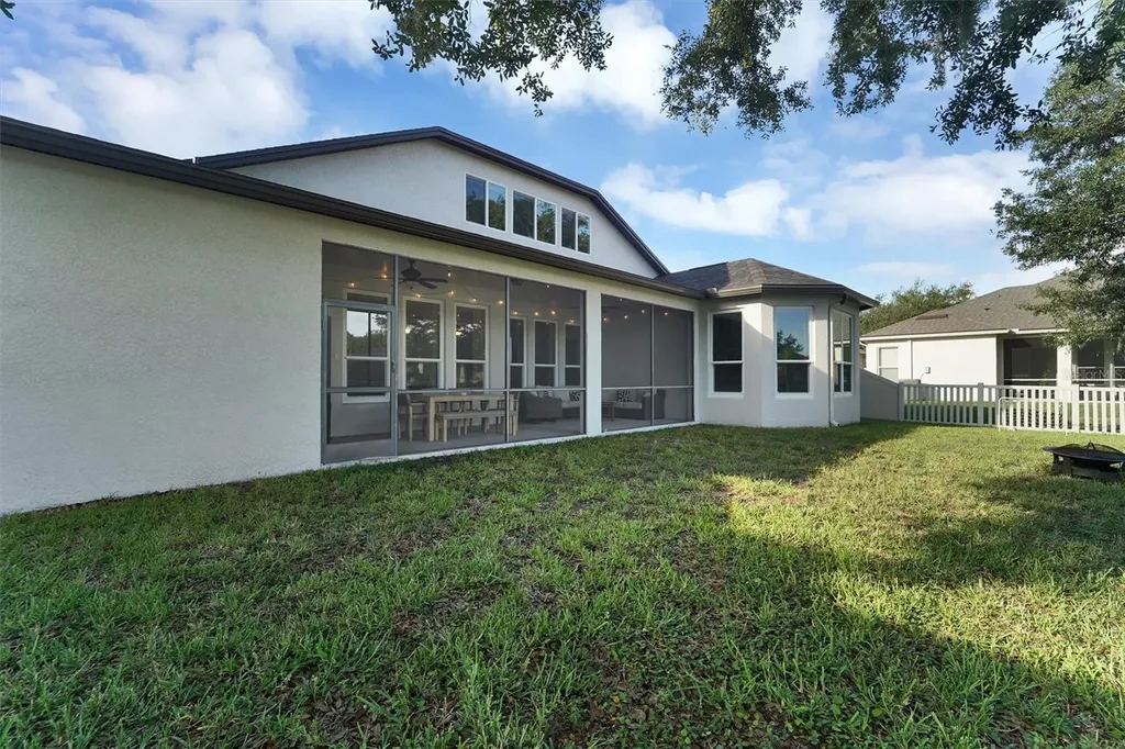 7136 Derwent Glen Circle Land O Lakes FL 34637