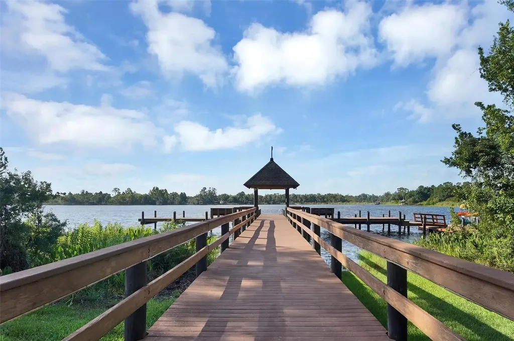 7136 Derwent Glen Circle Land O Lakes FL 34637