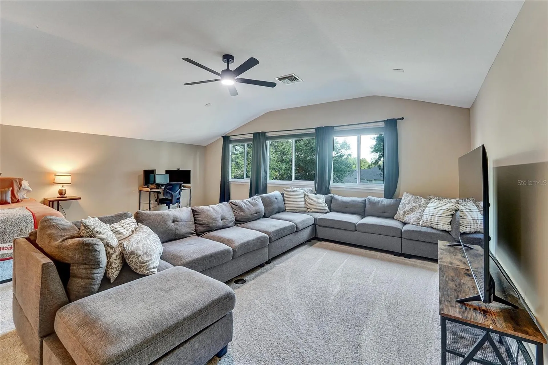 7136 Derwent Glen Circle Land O Lakes FL 34637