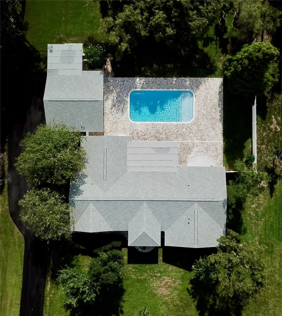 1646 Robin Hood Lane Clearwater FL 33764