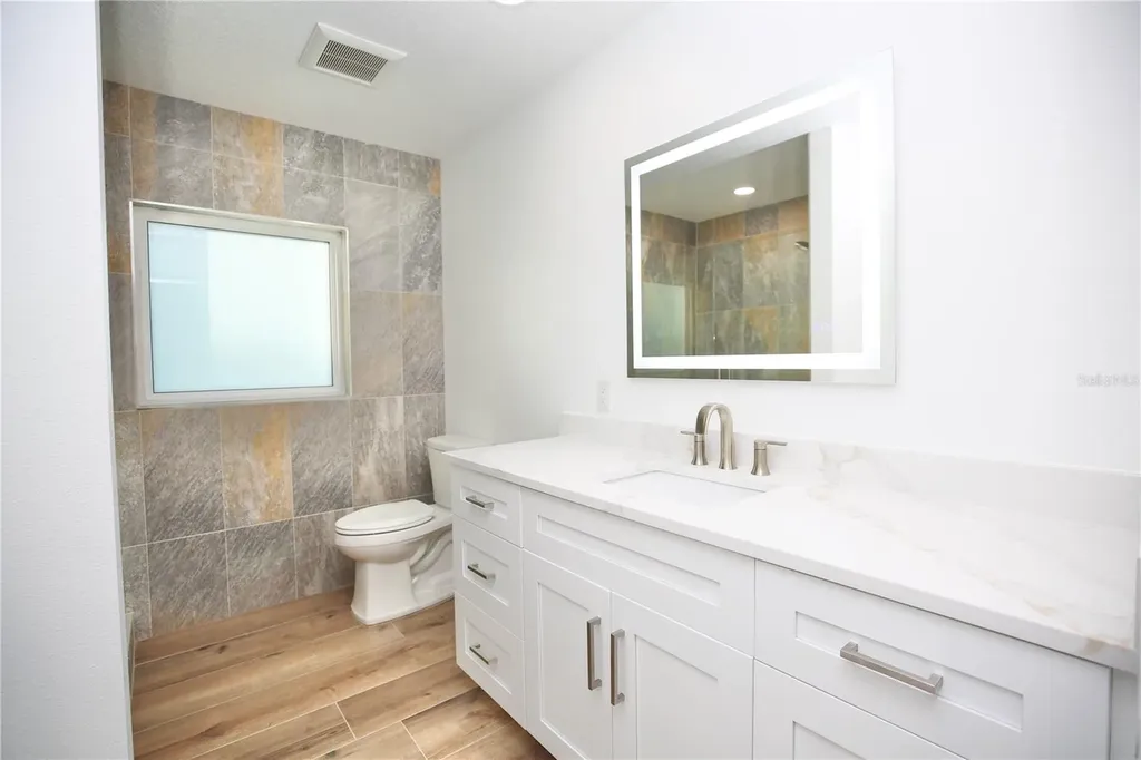 1646 Robin Hood Lane Clearwater FL 33764