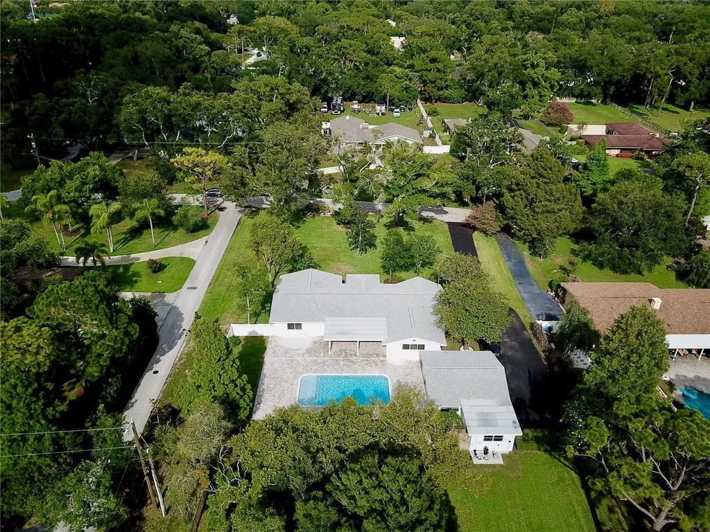 1646 Robin Hood Lane Clearwater FL 33764